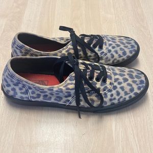Vans Off The Wall Leopard Print Unisex Women 7.5 Men 6 Low Top Lace Up Sneakers